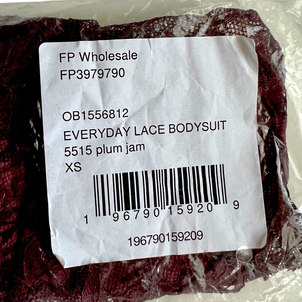 NWT Free People Everyday Lace Bodysuit /Plum Jam - Size XS - Picture 3 of 3